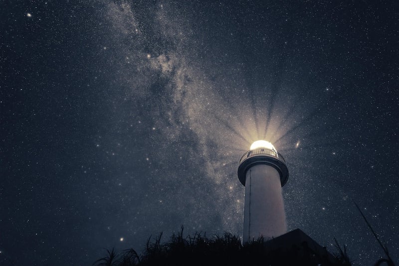 Travelers under the stars
